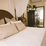 Bright Apartment In The City Center