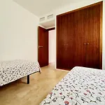 Punta Prima Modern, 100 M Sea, 2 Swimming-Pools, Aircondition, Free Wi-Fi