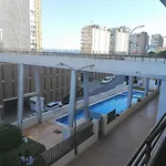 Apartamento Con Terraza Y Vistas Al Mar. Urb Monte Y Mar