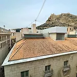 Piso En Primera Linea Con Vistas Al Castillo