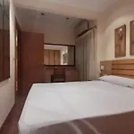 Alicante Beach Apartment Gam