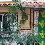 Corner Rooms