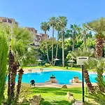 Alicante Golf Hoyo 18 4-6 Pax. Piscina, Wifi, Parking Privado.