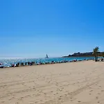 In Front Of The Sea With Ac And Pool