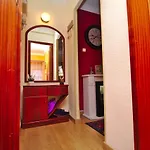 Cleopatra Apartment