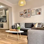 Downtown Apartment By United Renters