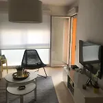 Designer\'S Flat - 3 Bdrm - Wifi - Best Location