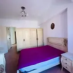 Private Bedroom With Balcony Near Alicante Centre