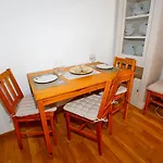 Turina Apartment -Ac Near Beach