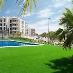 Villamartin Spacious Modern Flat -3 Pools Jacuzzi Tennis Golf
