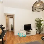 City And Beach Apartment