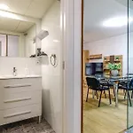Moderno Apartamento Con Ac En Lorenzo Casanova