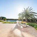 Luxury Villa With Pool And Sea View In Alicante