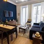 Lovely Barrio Apartment