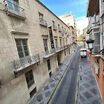 Postiguet Beach&Center Apartment