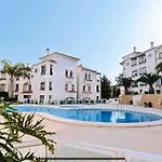 Precioso Apartamento Con Piscina Y Vistas