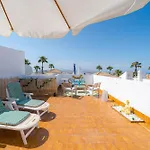 Zelia Rooftop Apartment