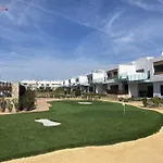 Impresionante Apartamento En Zona De Golf