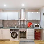 Marieta Apartment By The Castle With Ac