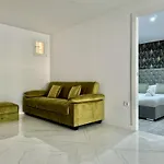 Urban Am By United Renters