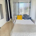 Estudio Con Piscina