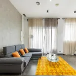 Modern Apartment With Patio In Alicante