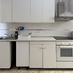 Mate\'S House