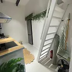 Stylish City-Center Apt 2 Bdrms