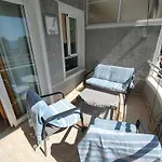 Encantador Apartamento Con Vista Al Mar