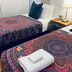 Lovely Barrio Apartment