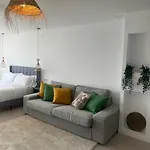 El Mirador Ap