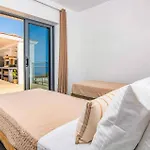 Seaside Comfort For Family Adventures