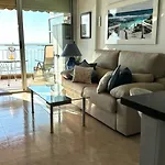 Apartamento Con Vistas Al Mar Primera Linea De Playa Del Postiguet