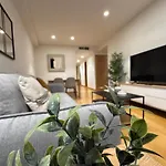 Wonderful Apartment Next To The City Hall