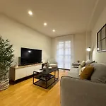 Wonderful Apartment Next To The City Hall