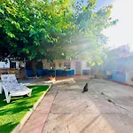 Estudio Adosado Acogedor Con Jardin, Barbacoa Y Parking Privado