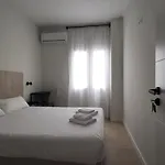 Casa Mila Sv Guesthouse