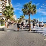 Комната В Квартире Центре Аликанте С Прживанием В Семье