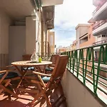 Diseno Y Confort En El Centro De Alicante