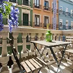 Stylish *New* Apartment In Alicante W/ 4 Bedrooms