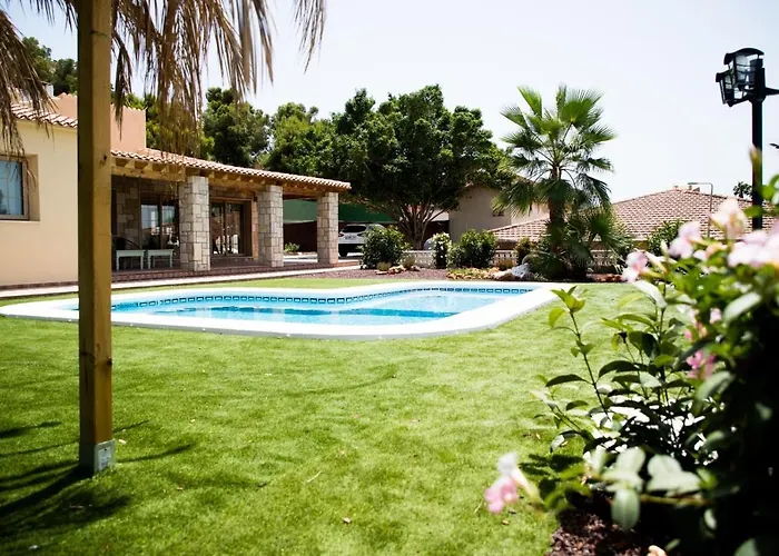 Gran chalet familiar con piscina privada y bbq