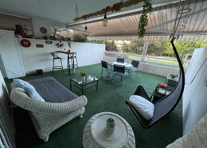 Large Relaxed Terrace, Golf Views