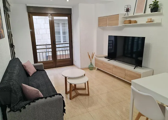 Postiguet Beach&Center Apartment