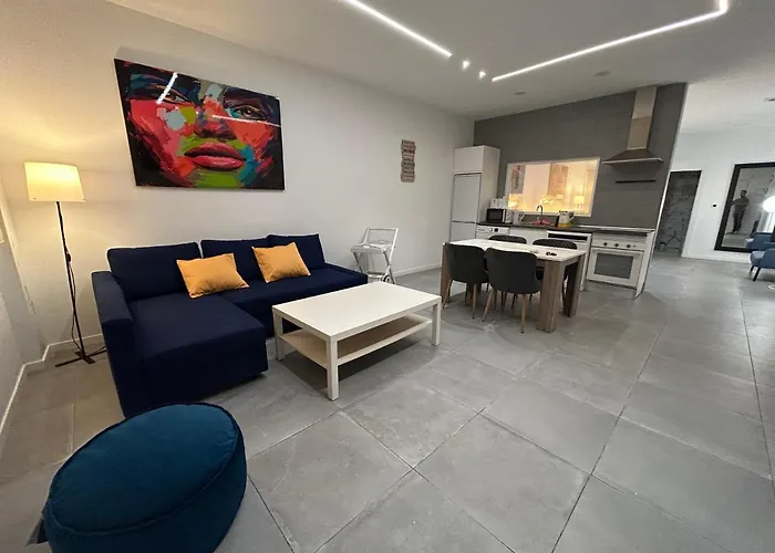 City Hall Loft 200M Playa 4 Pers