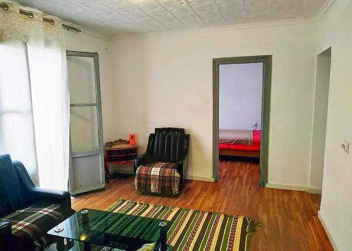 Quiet Room In Alicante Smarttv