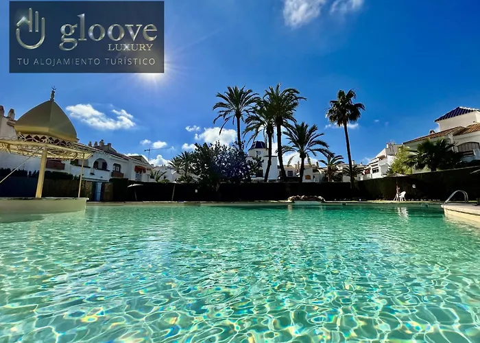 Relaxing Sea Views By Gloove