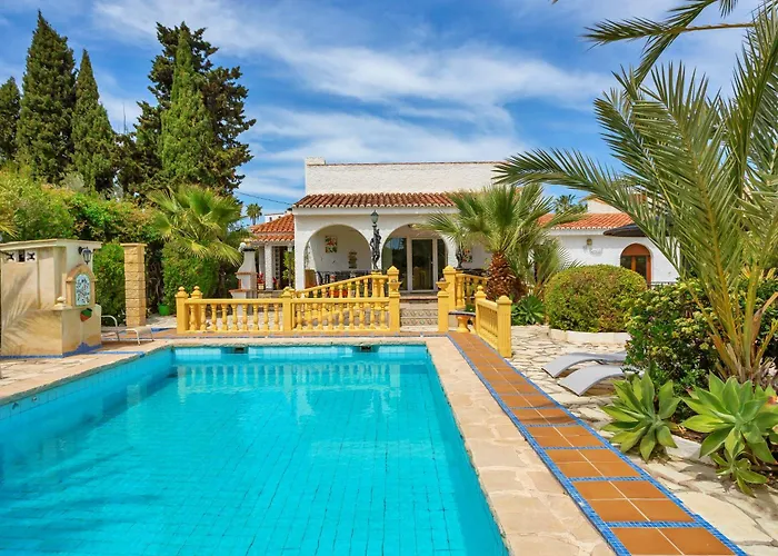 Villa La Font With Pool And Bbq