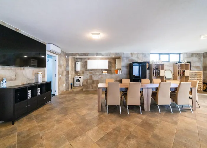 Exclusive Villa City, Beach & Golf