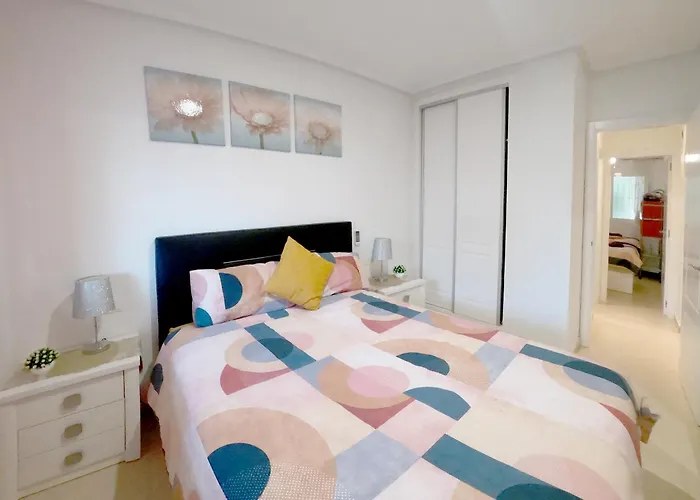 Beautiful 2-Bed Apartment On The Orihuela Costa