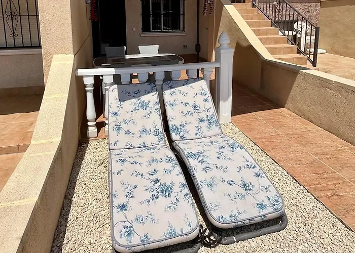Tranquil Self Catering Golf Course Apartment